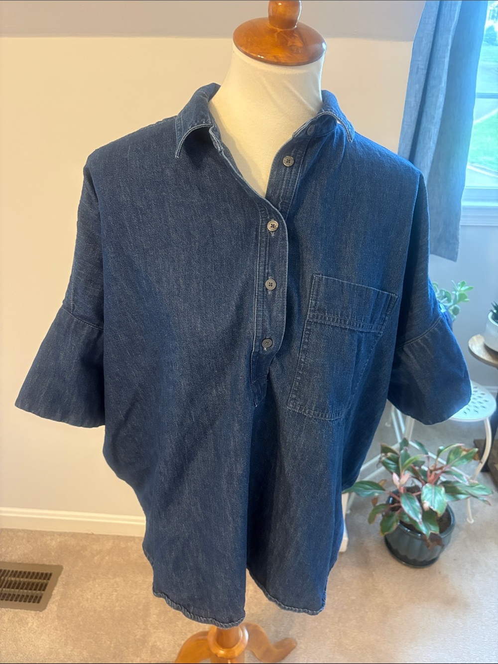Classic Indigo Denim Short-Sleeve Shirt